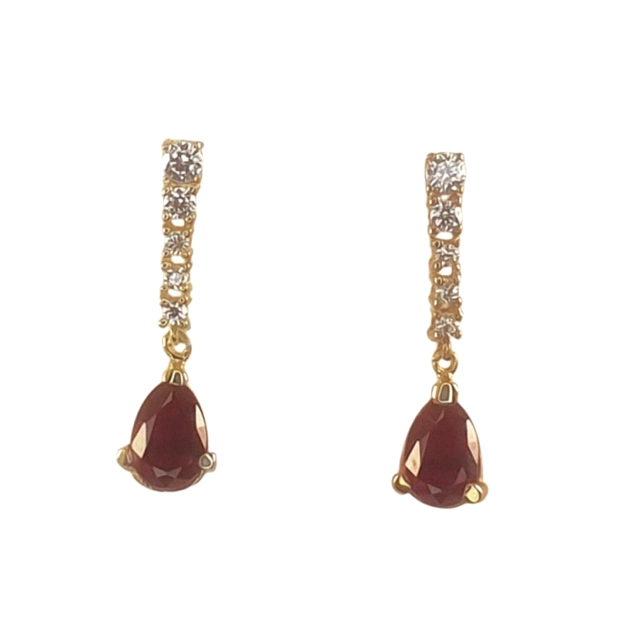 Pendientes oro 18 kt rubí 0.29 ct diamantes. Pendientes oro 18 kt rubí 0.29 ct diamantes.
